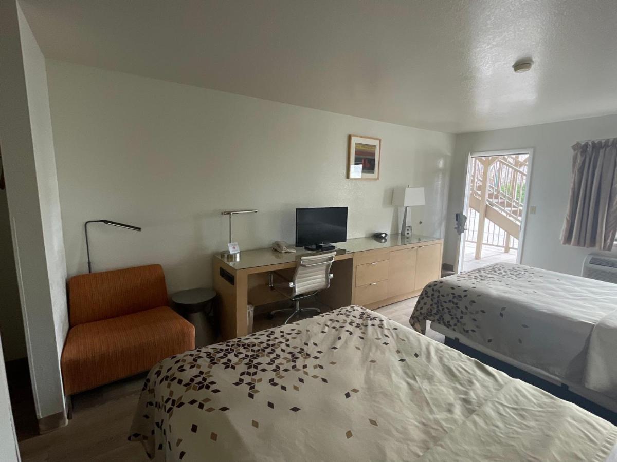 The Virginian Inn Moab Downtown Экстерьер фото
